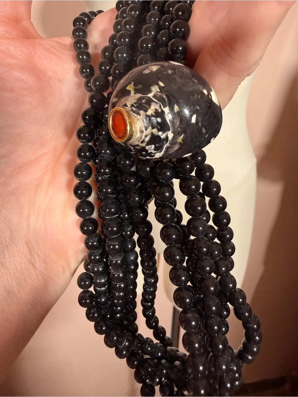 Vintage Black coral multi strand Choker Necklace Large shell Clasp